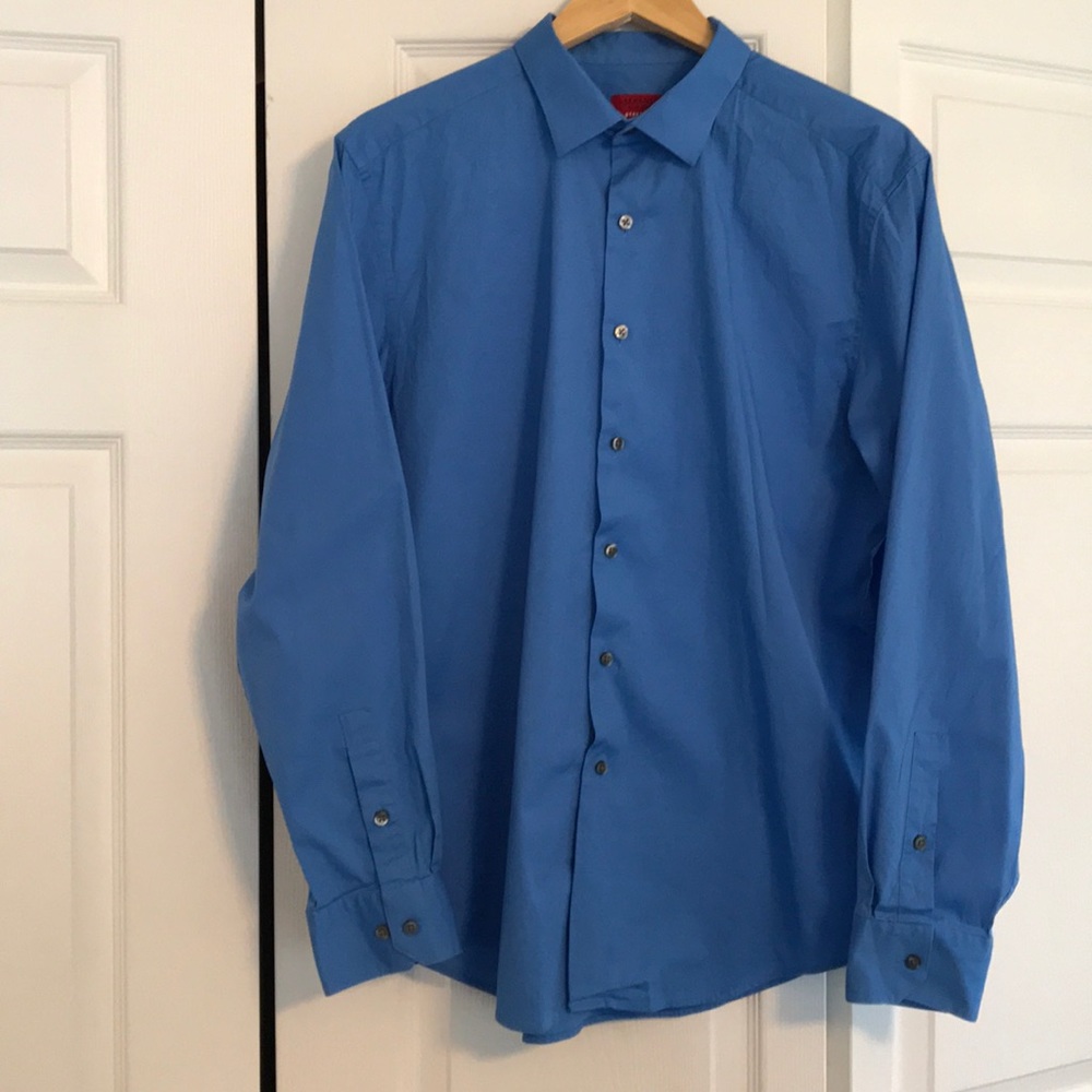 3/$20 Nice Alfani slim fit blue button down shirt